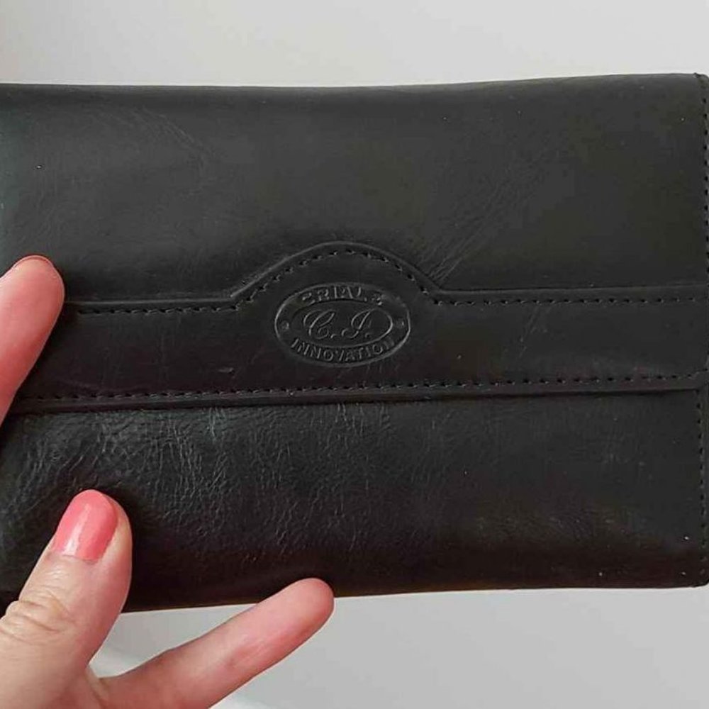 Black Wallet CI Criale Innovation